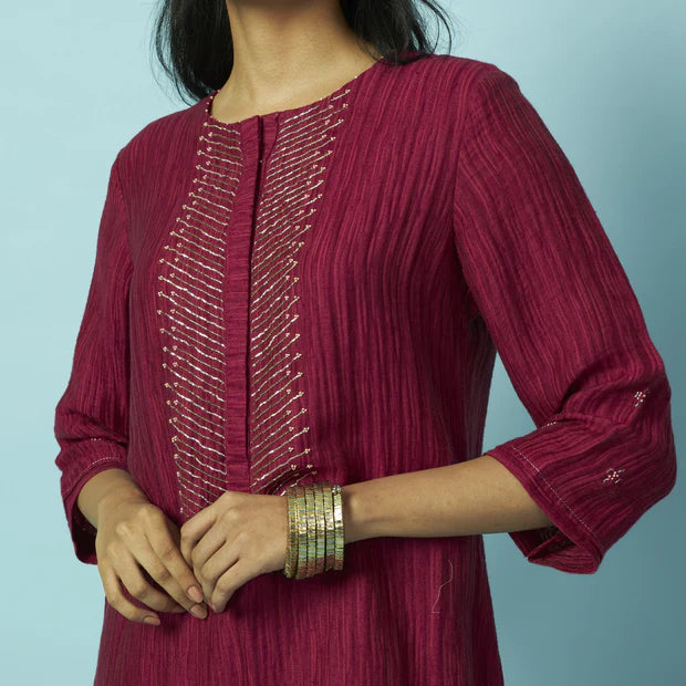 Textured Silk-Linen Tunic Set with Khat Pita Placket